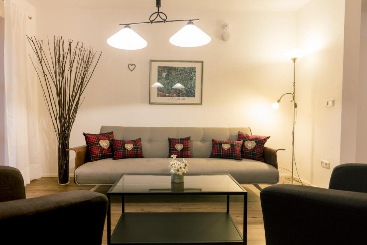 Haus Sonnenblick - Wohnung A Garmisch-Partenkirchen Zewnętrze zdjęcie